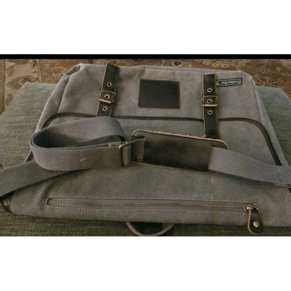 Prudhoe Bay Grey Canvas Messenger Bag Unity Logo Crossbody Satchel Laptop Bag